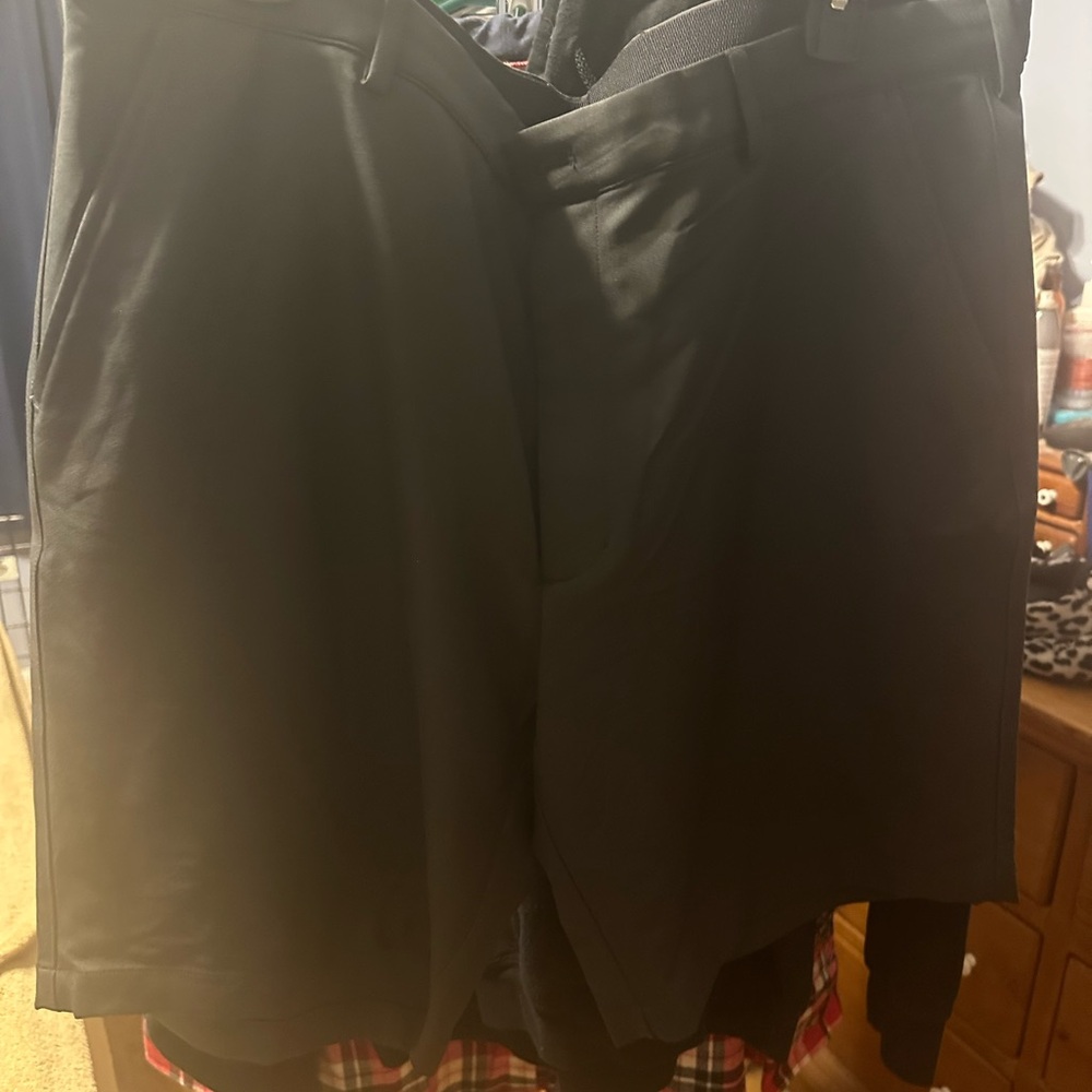 Black Performance Shorts - Picture 3 of 4